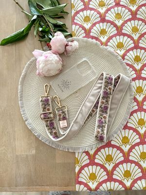 Velvet Flower Strap Ecru / Paars