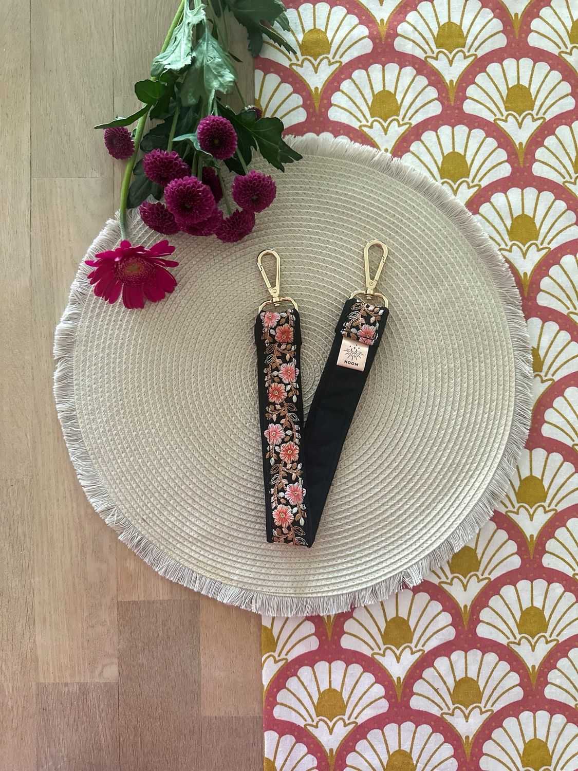 Korte Velvet Flower Strap Roze/Zwart