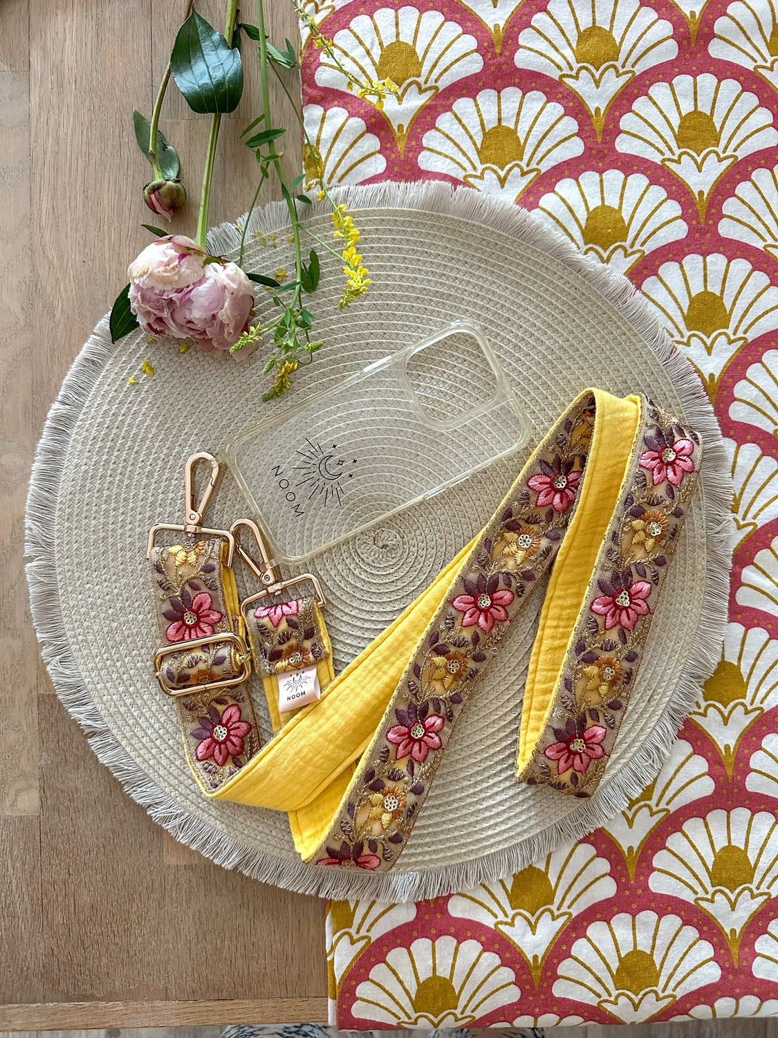 Mousseline Flower Strap geel