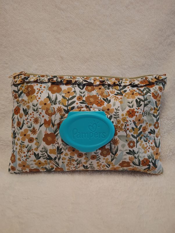 Small Dipes and Wipes Pouch