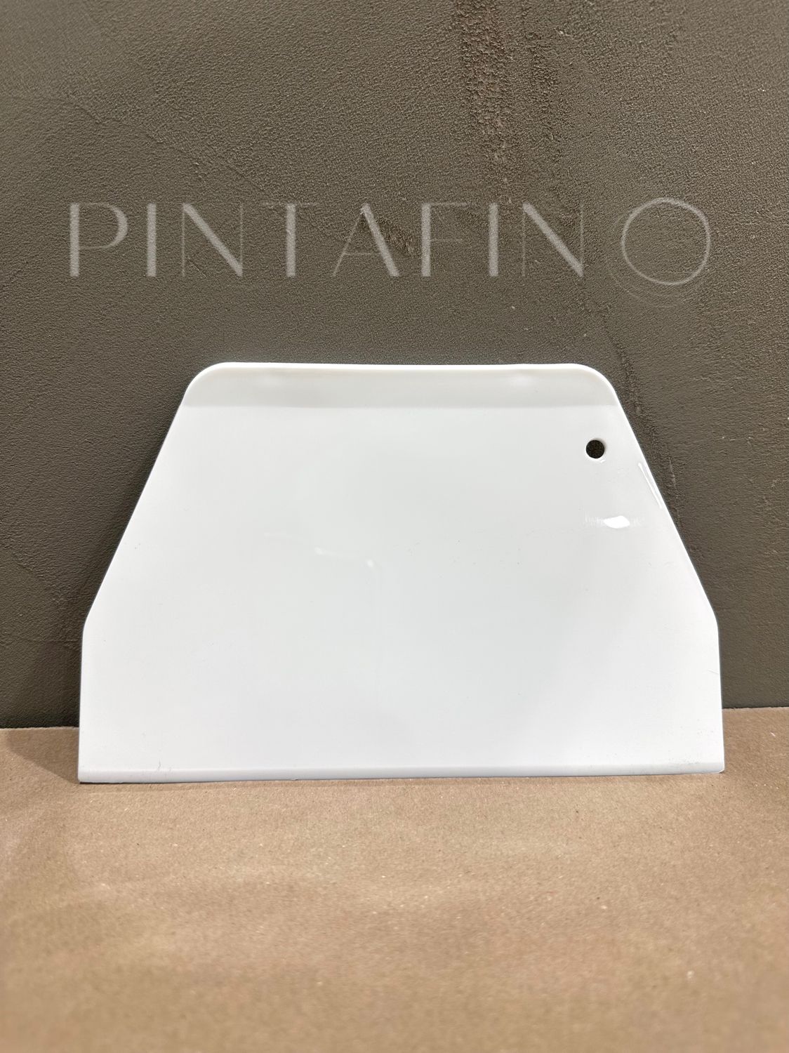 Ohut muovilasta, valkoinen 20cm