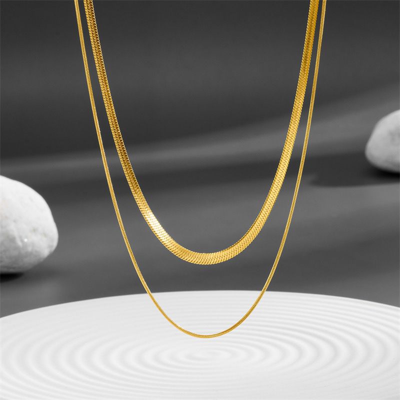 Double chain gold