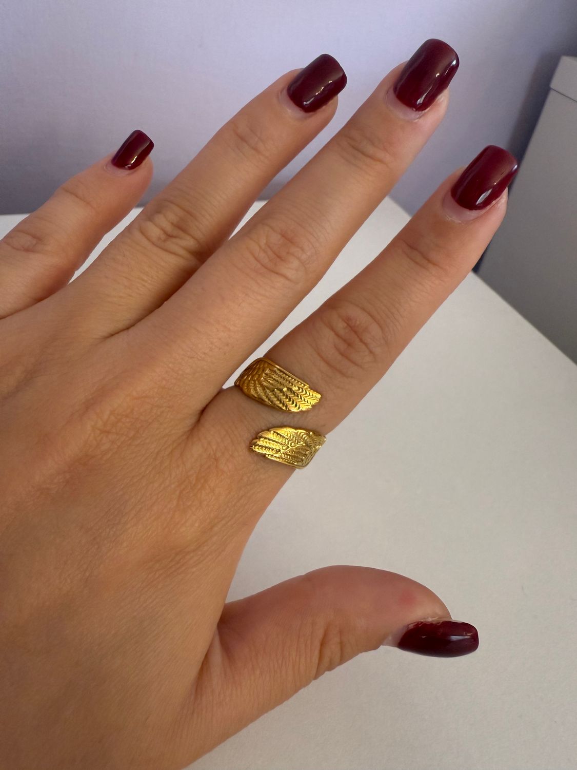 Angel wings gold ring