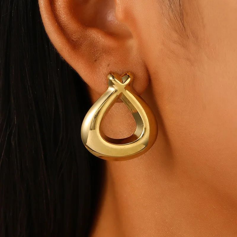 Vintage gold earrings