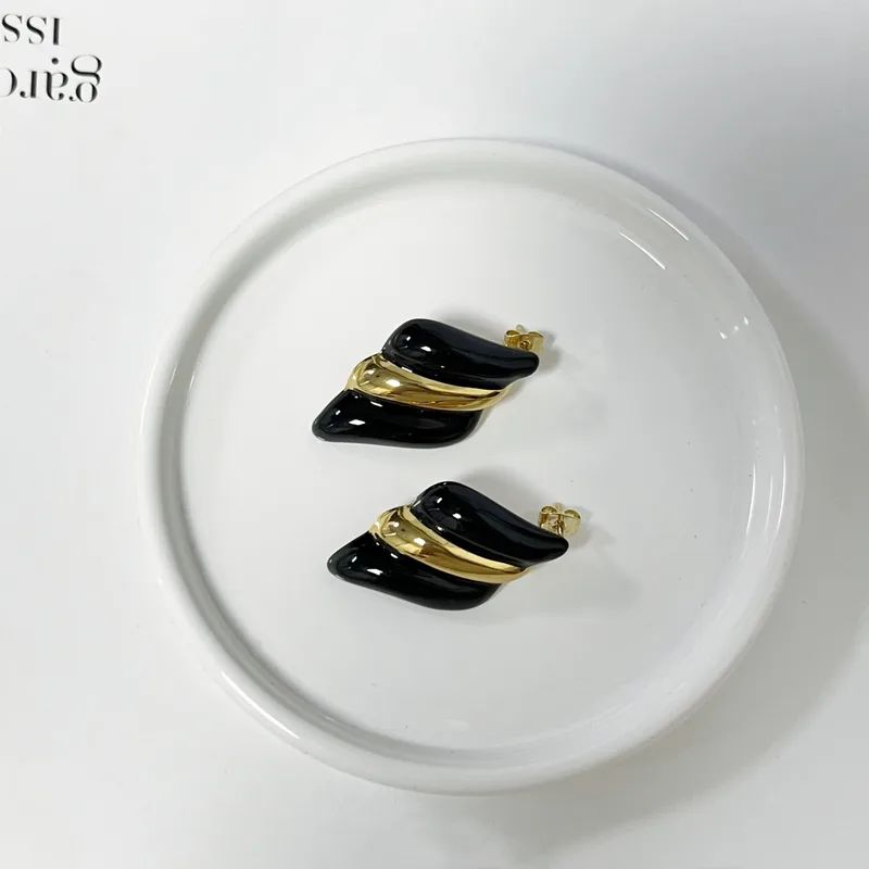 Wings gold earrings