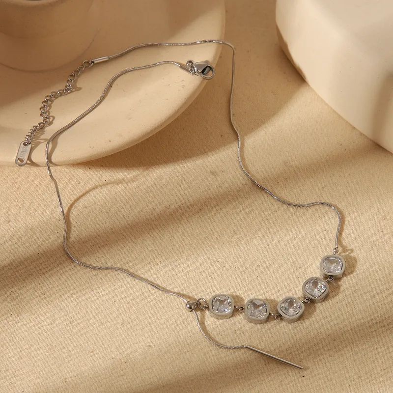 Silver necklace
