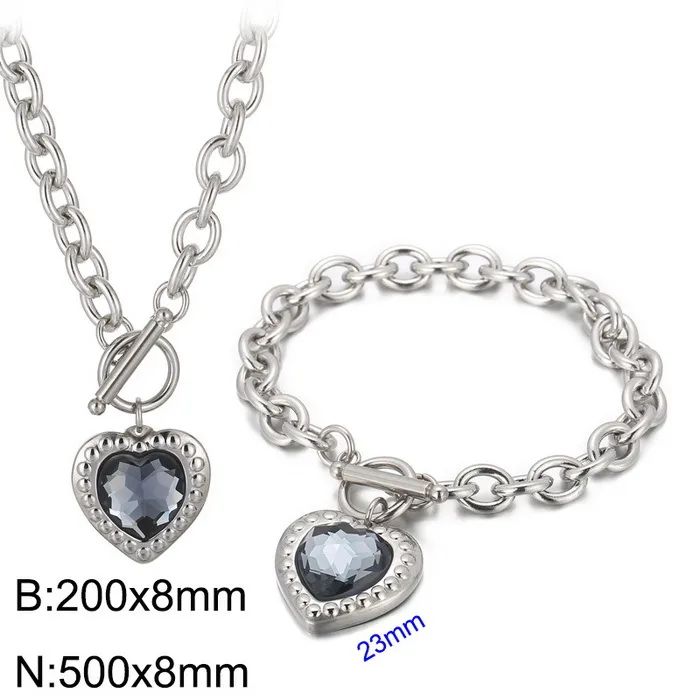 Black heart silver bracelet