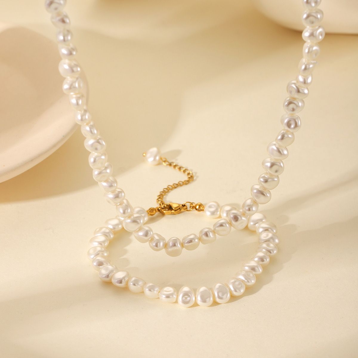 Pearly set