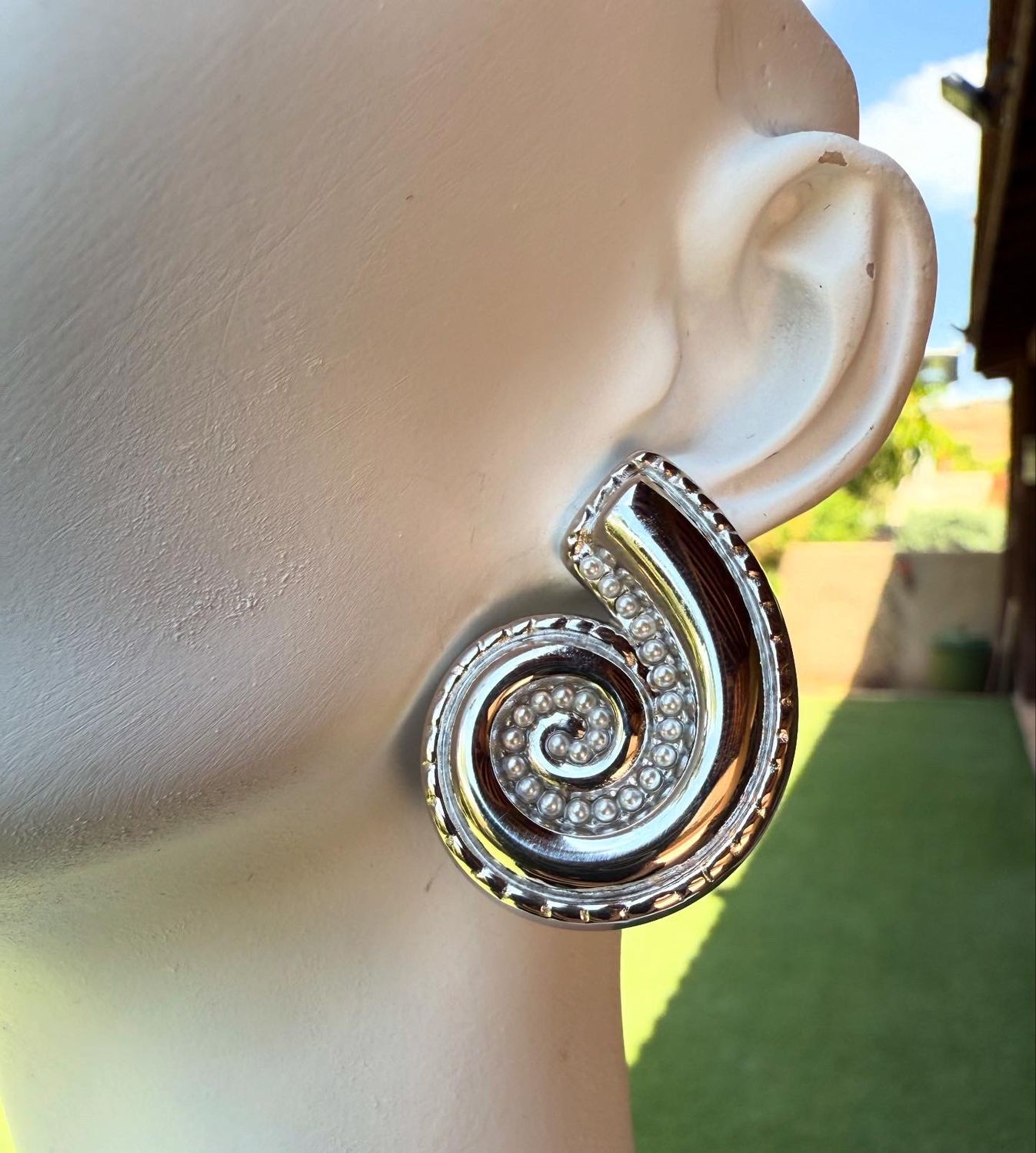 shell silver earrings