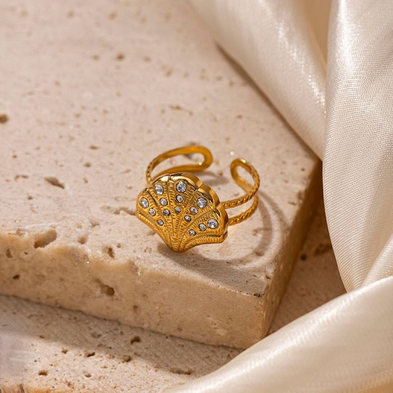 gold ring