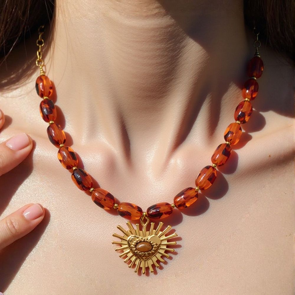 Charm gold necklace