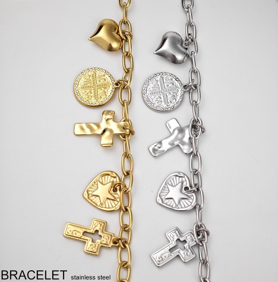 charm bracelet