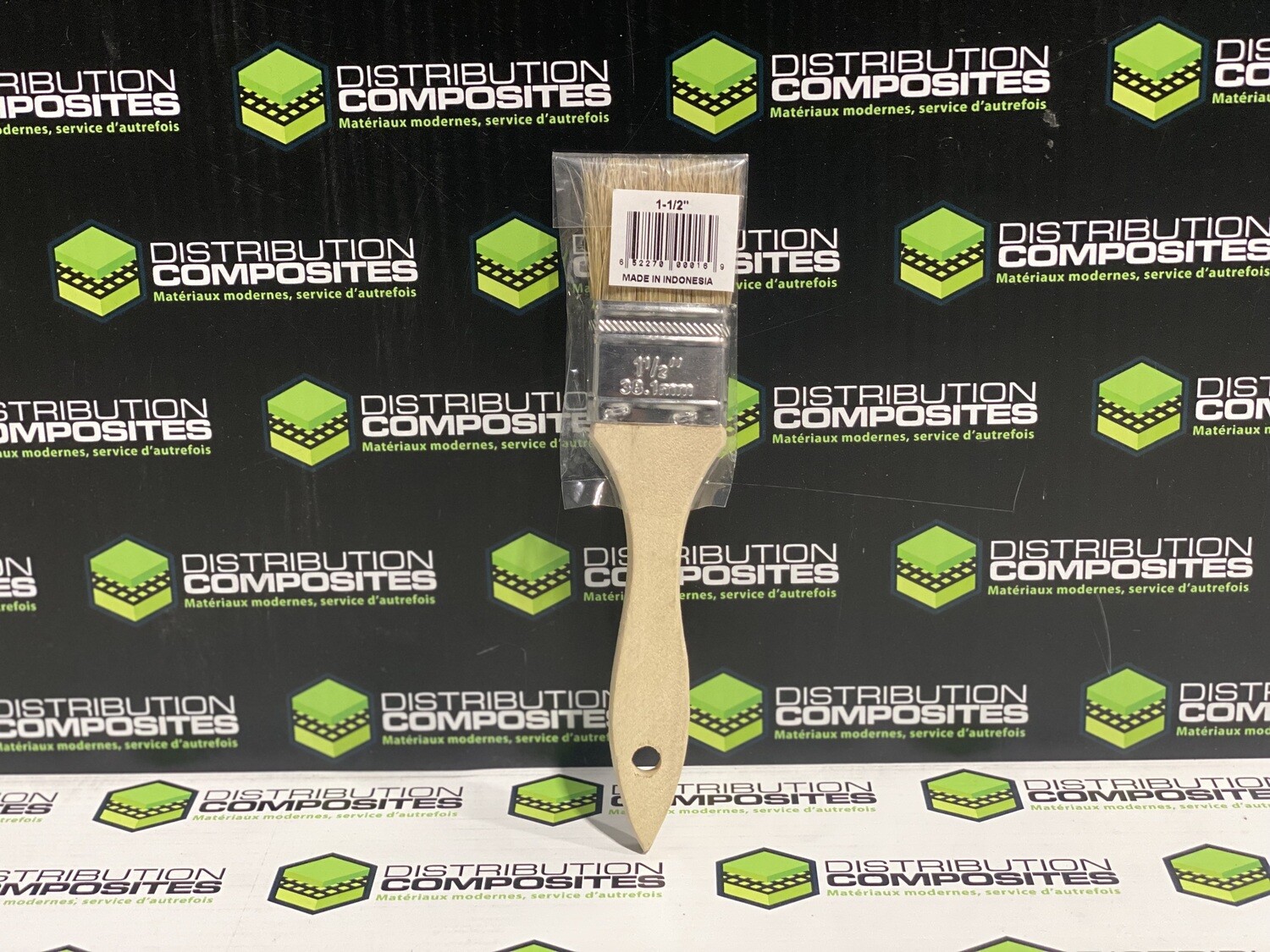 Pinceau économique en bois 1 1/2"