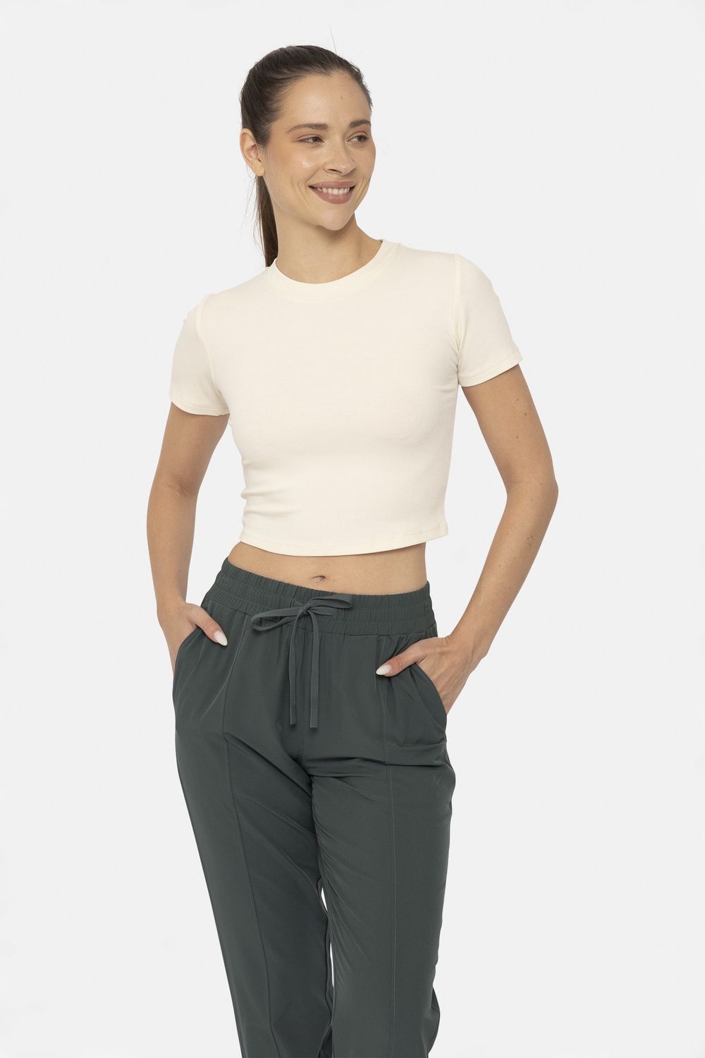 ESSENTIALS MICRO RIB CROP TEE