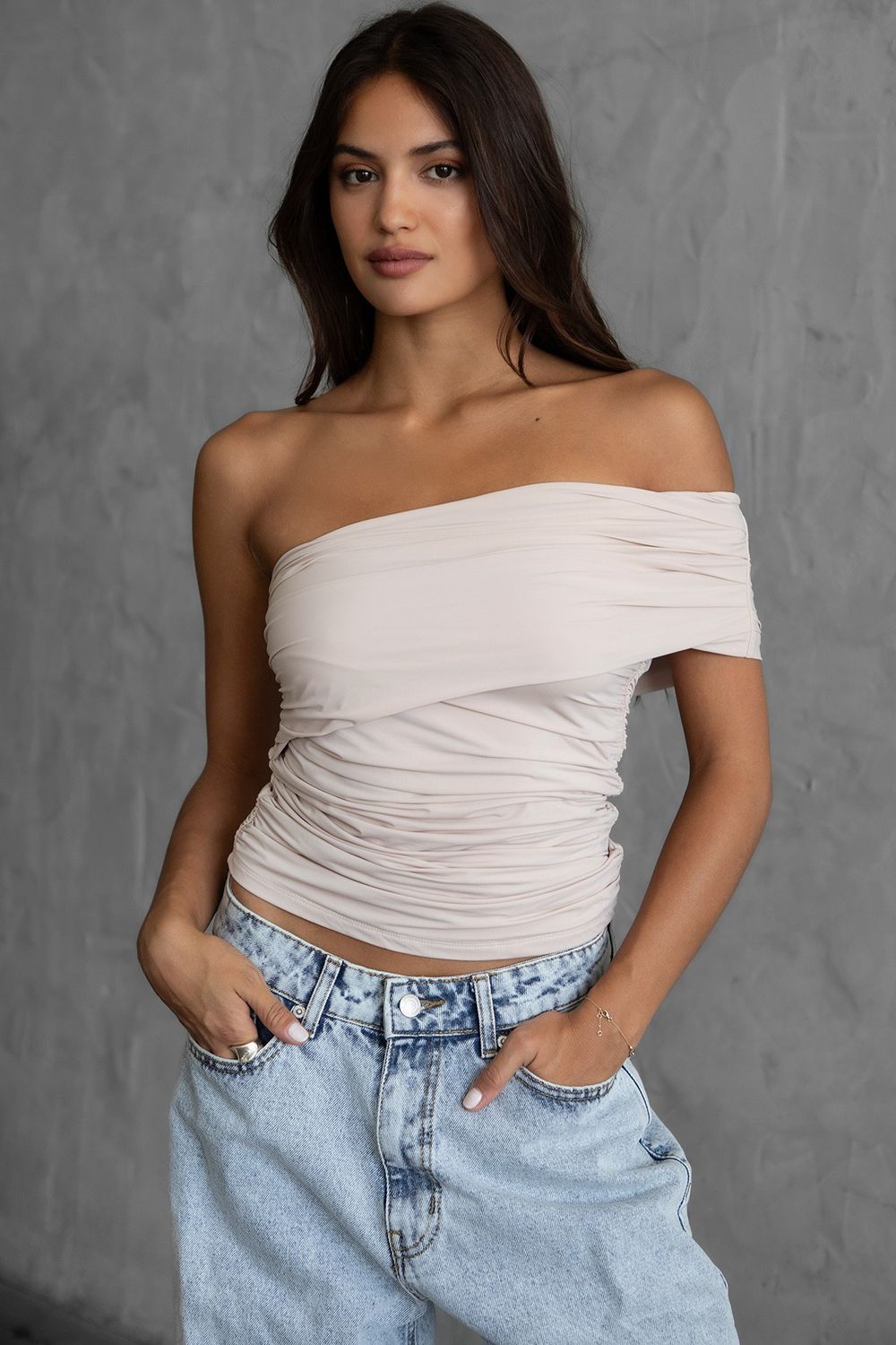 AZURE ONE SHOULDER SLEEK TOP