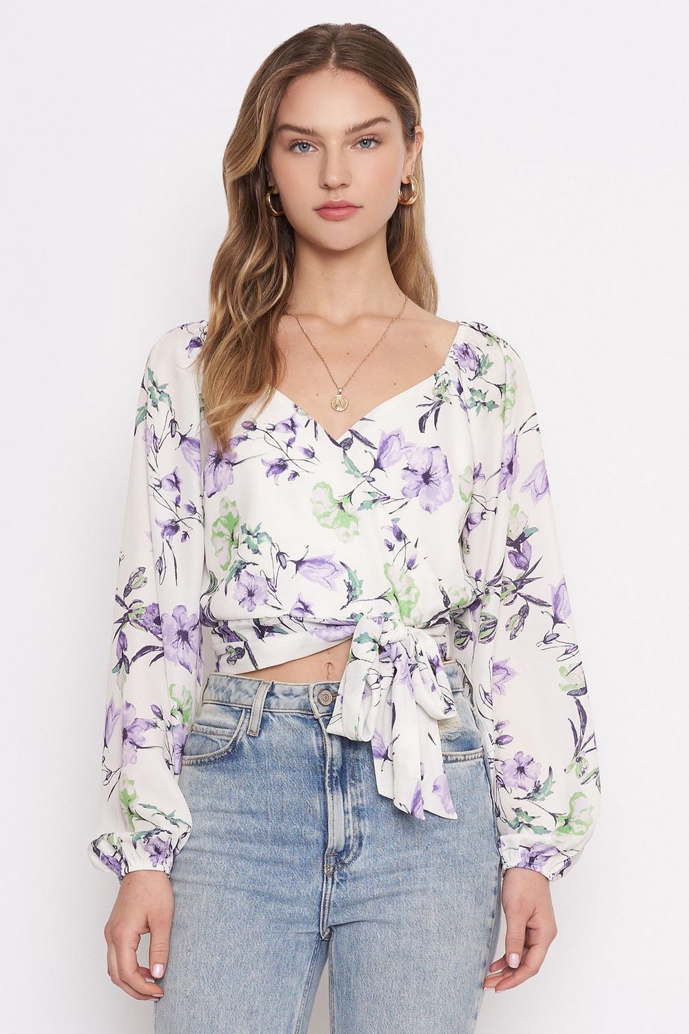 GARDENS LS FLORAL SURPLICE TOP