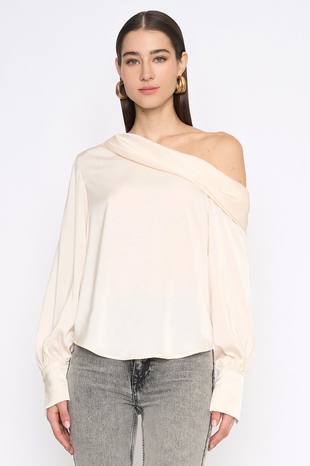 SOLANGE OFF SHOULDER SATIN TOP