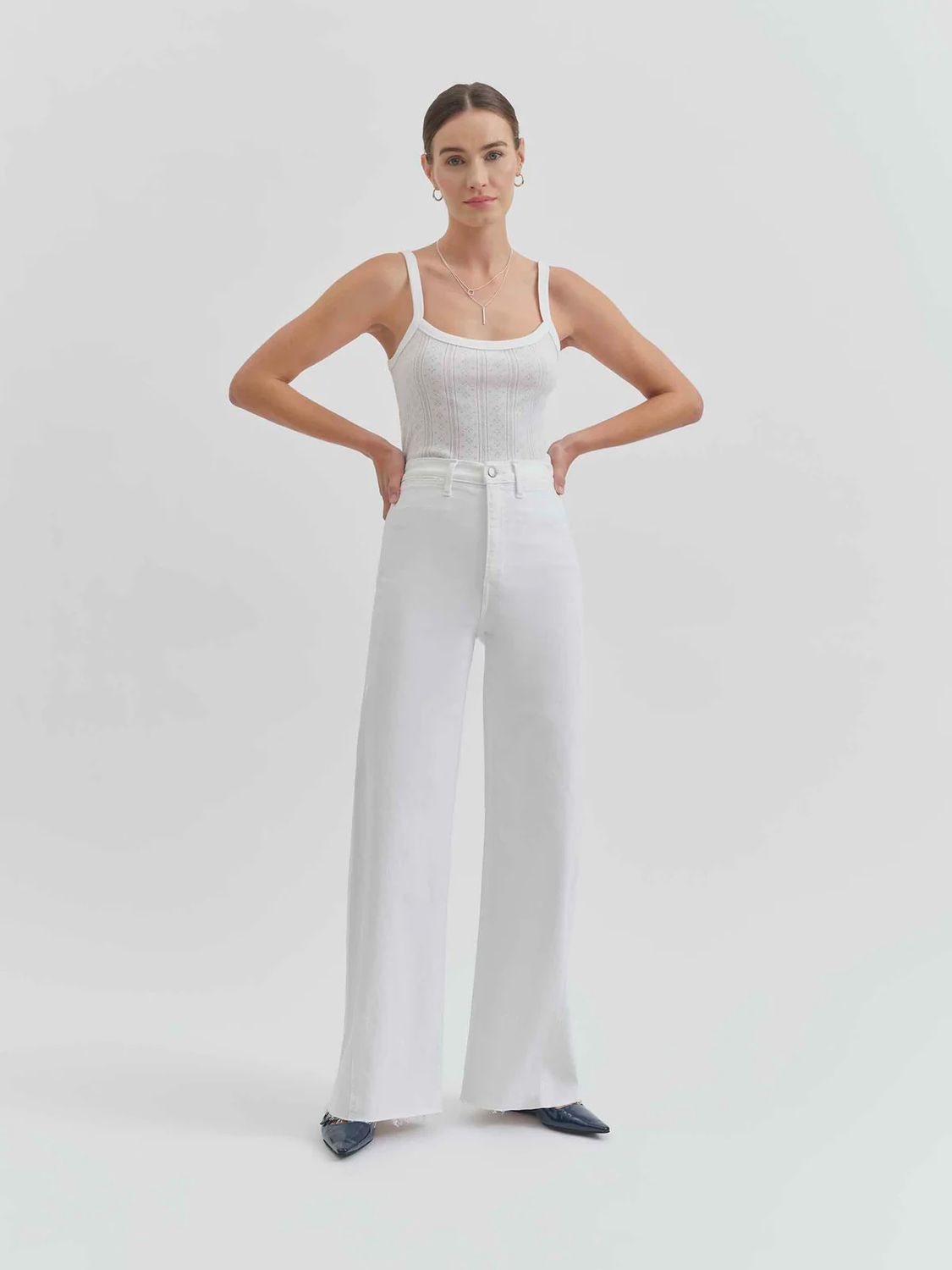 FAR OUT WITH SEAMING HIGH WAIST