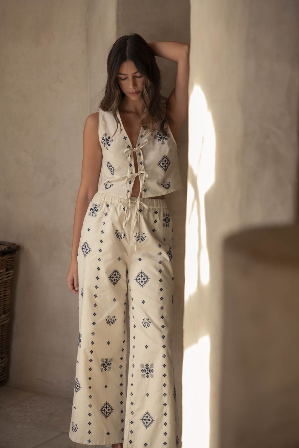 MIKA EMBROIDERED VEST SET