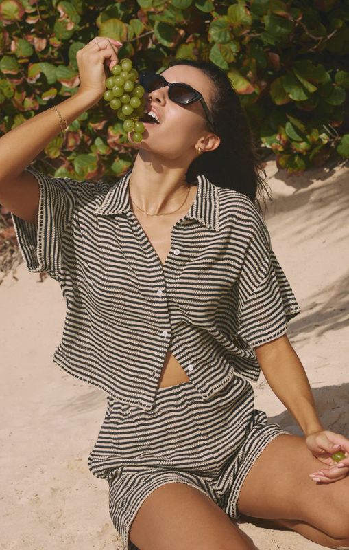 MONACO BUTTON UP