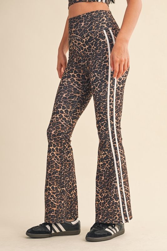 LEOPARD HI WAIST FLARE PANT