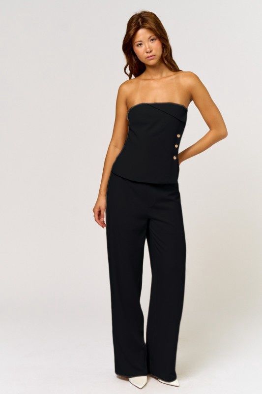 NINA PANT