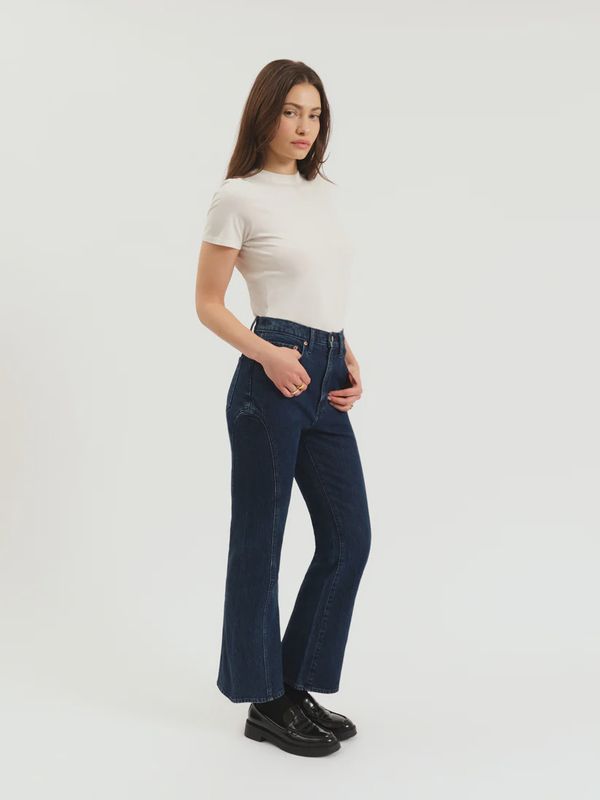 SOHO HIGH RISE ANKLE FLARE