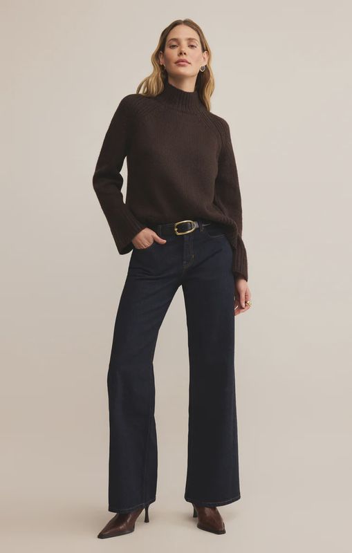 EMERGE FUNNEL NECK SWEATER