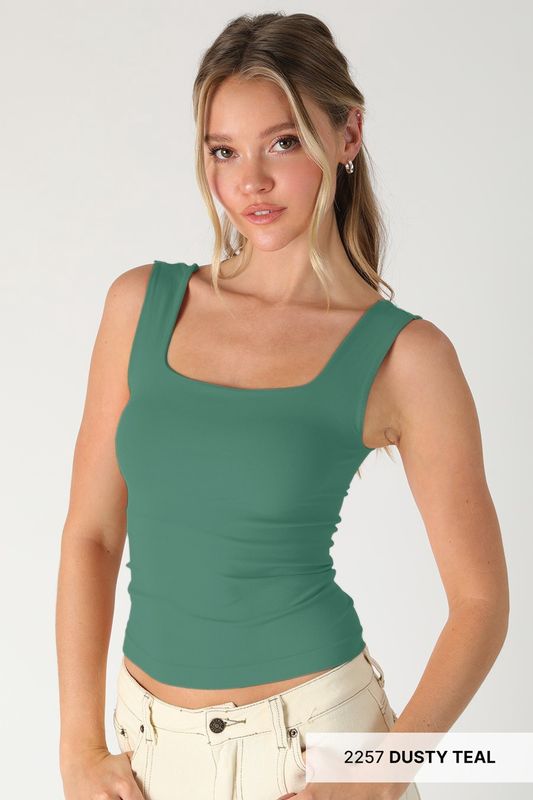 CLEAN LINE SQUARE TANK TOP