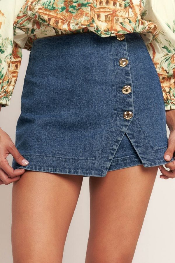 BORACAY WASHED DENIM BUTTON SKORT
