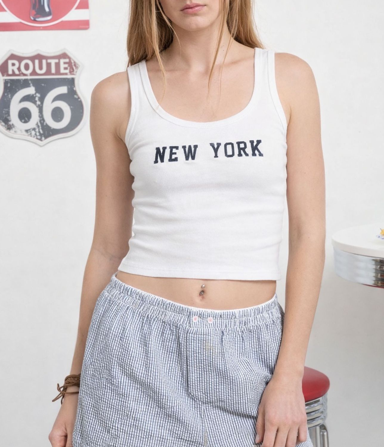 NEW YORK EMBROIDERED CROP TOP