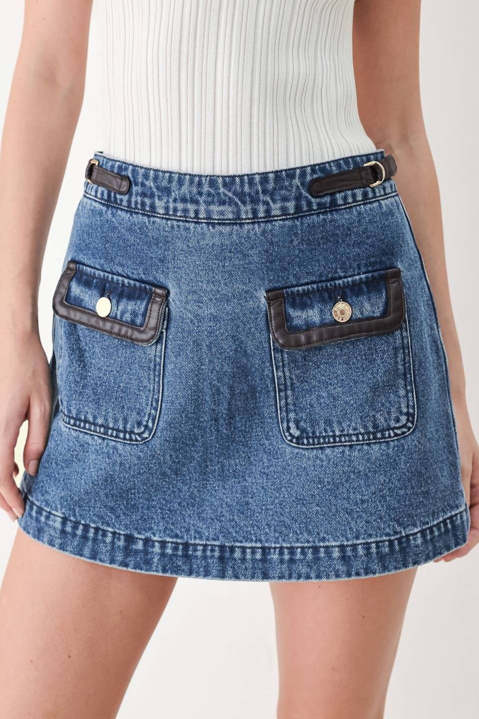 Margot denim skort w leather trim