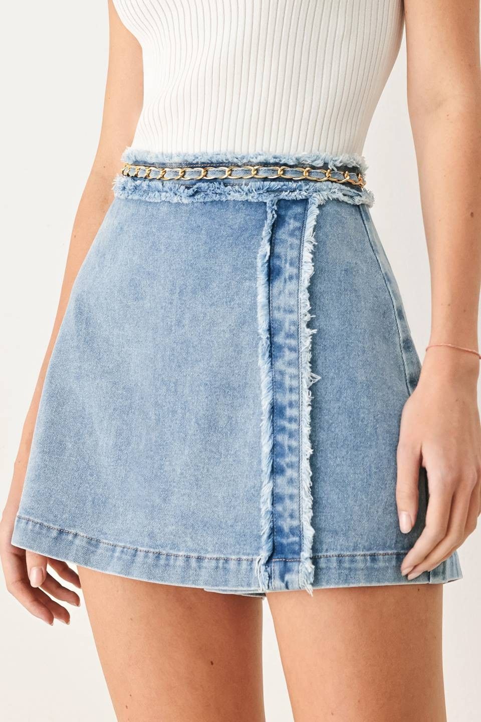 Dariel chain detail fray edge skort