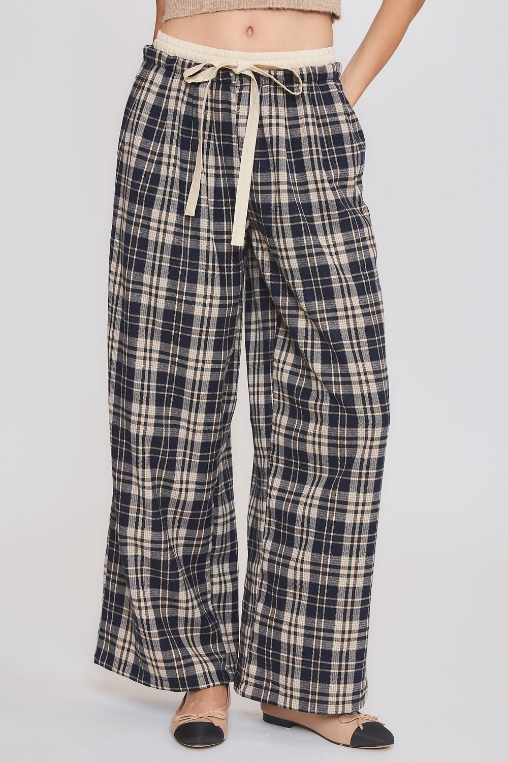 Hadley Plaid Drawstring Trouser