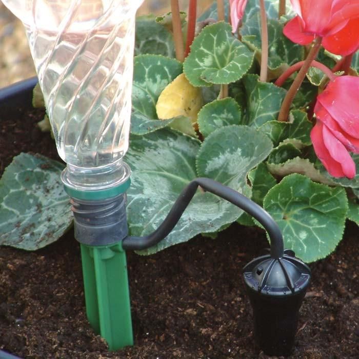 4 Spikes and 4 Drippers for Watering System
