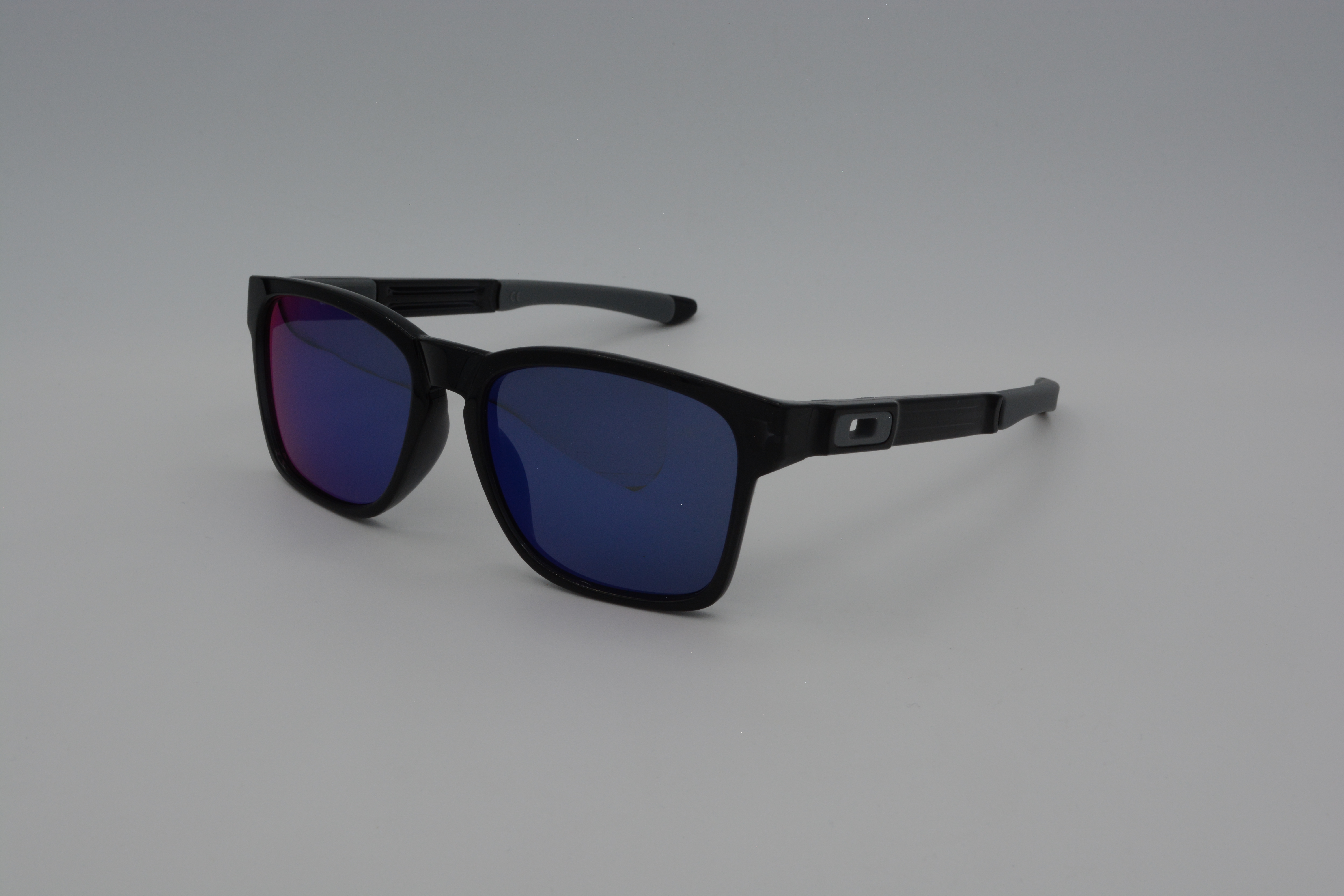Occhiale da sole Oakley, Catalyst 9272