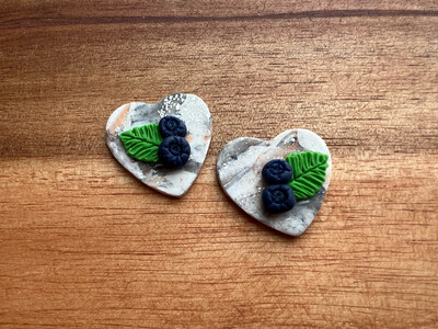 Set of 1” Marble Heart Blueberry Cabachons