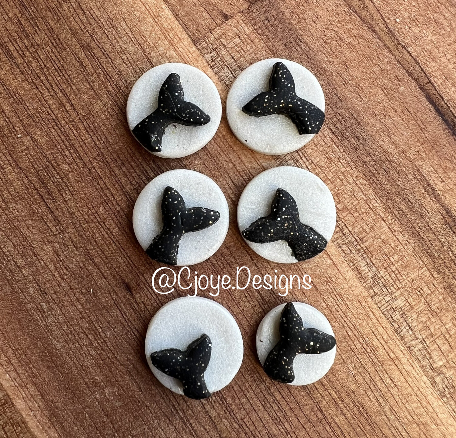 Set of 0.75” Circle Whale’s Tail Cabachons