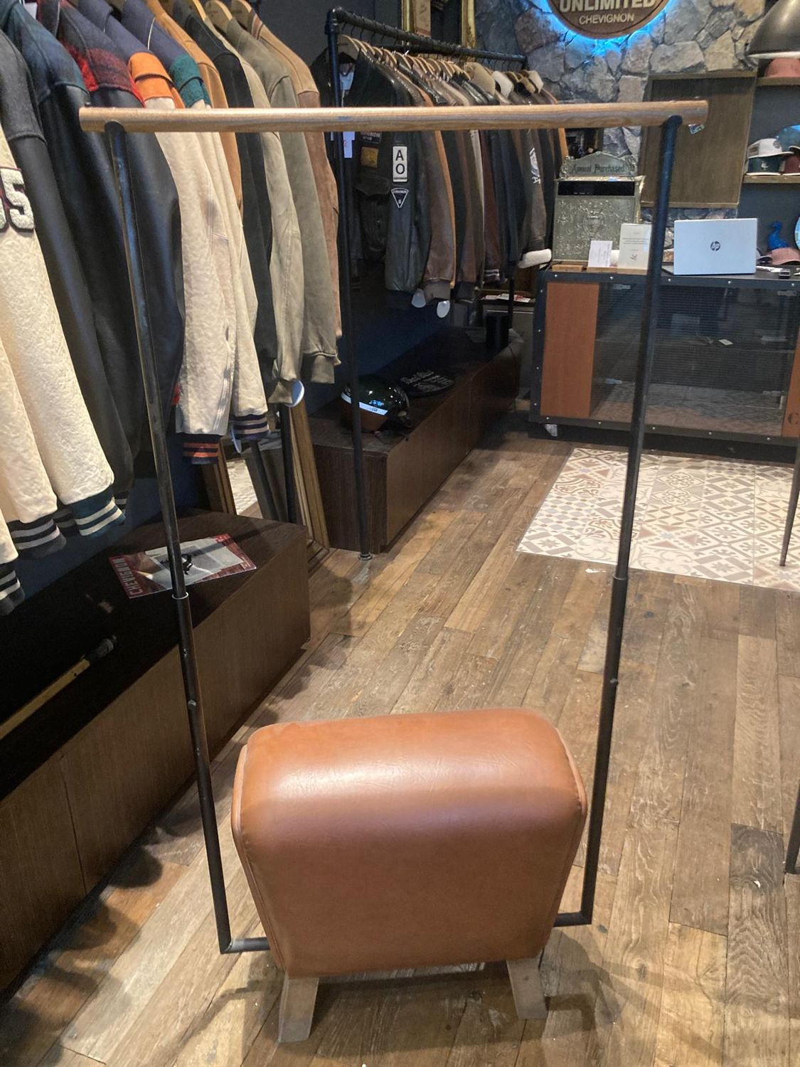 LEDER METALL HOLZ MÖBEL CHEVIGNON PARIS