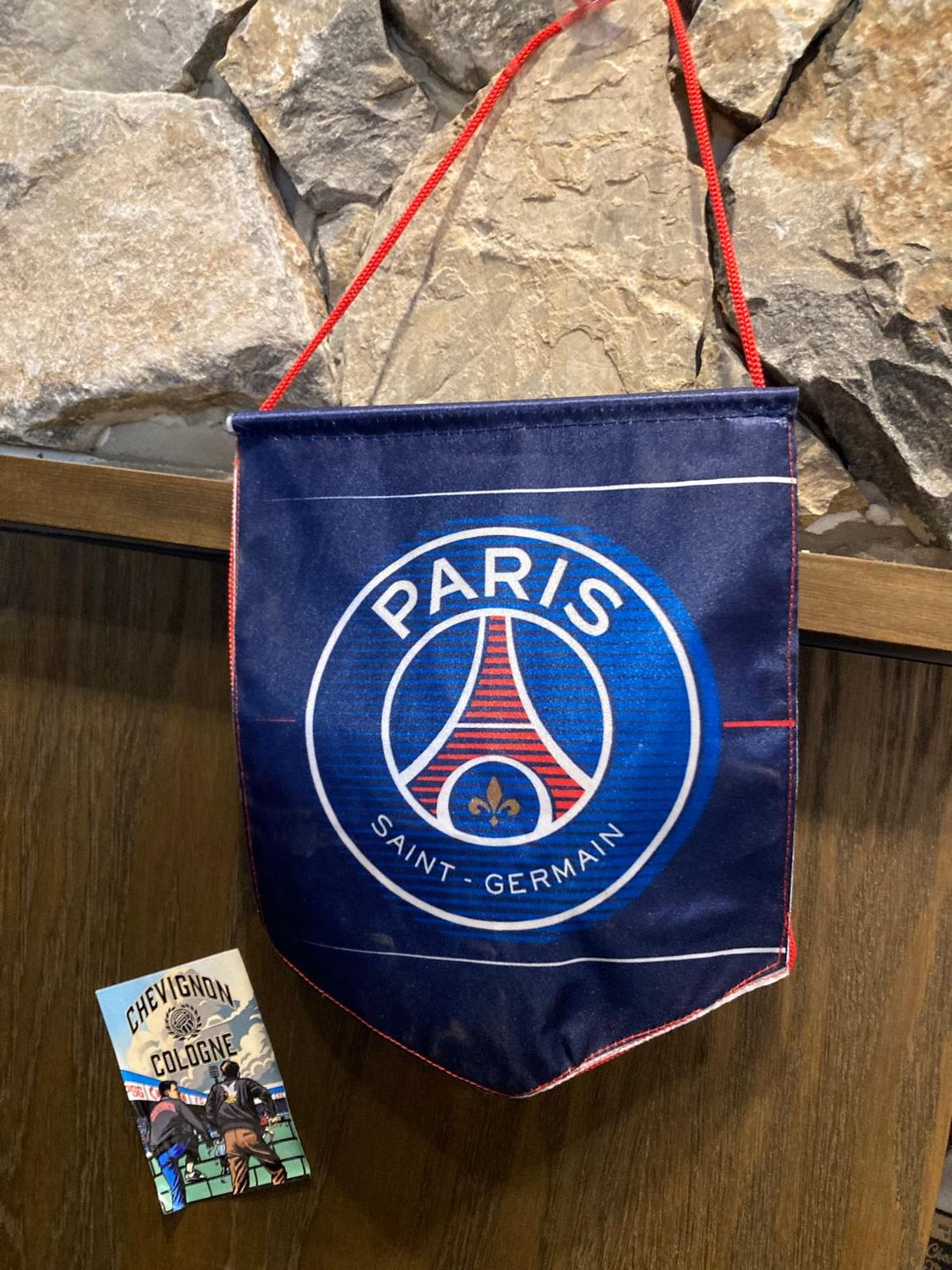 OLDSKOOL VINTAGE WIMPEL PSG PARIS