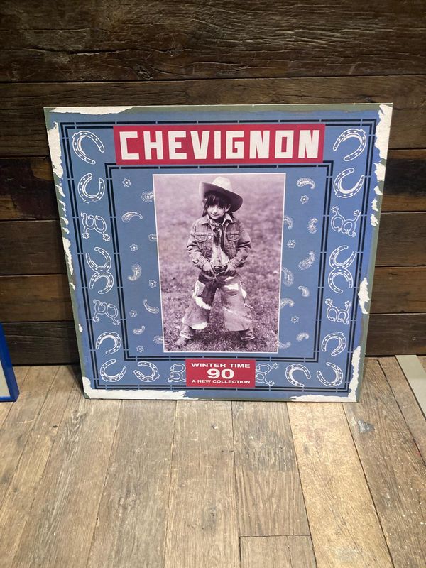 DISPLAY CHEVIGNON KIDS WINTER 1990