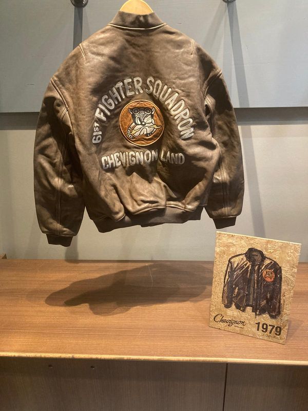 BRAND NEW FIGHTERS SQUADRON VINTAGE BROWN