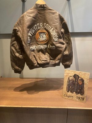 BRAND NEW FIGHTERS SQUADRON VINTAGE LEATHER BROWN