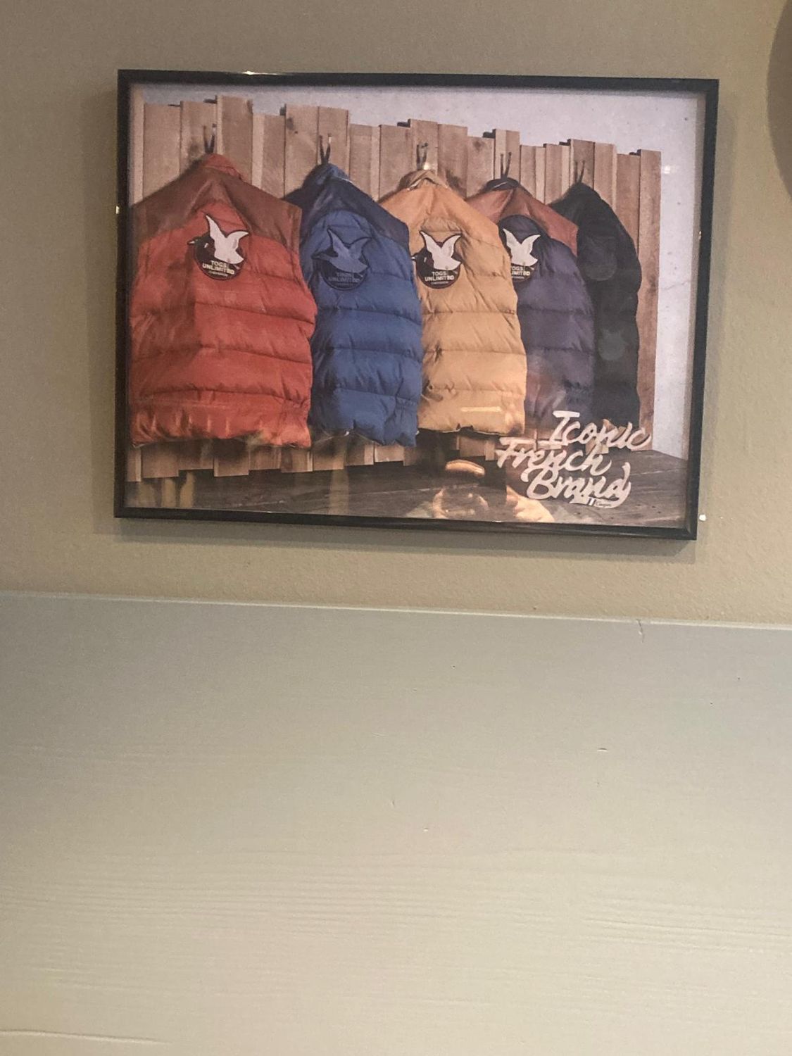 DISPLAY BILD CHEVIGNON PARIS 1979 TOGS