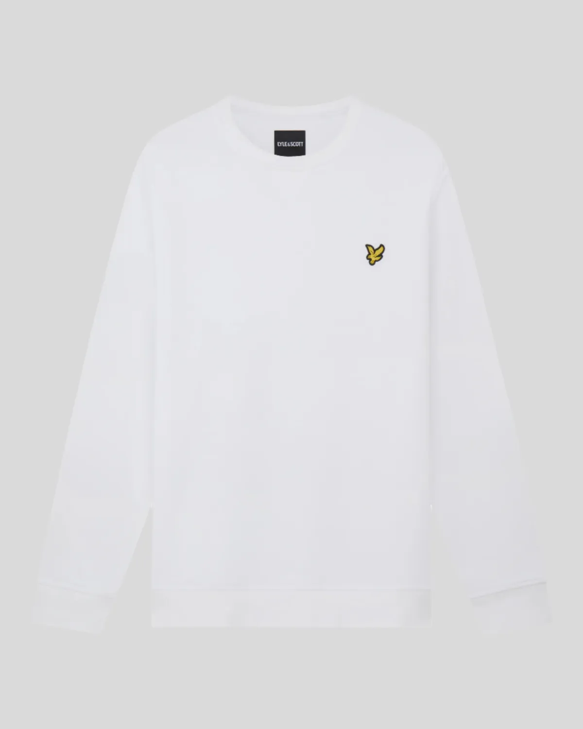 a WHITE CREW NECK SWEATSHIRT LYLE &amp; SCOTT