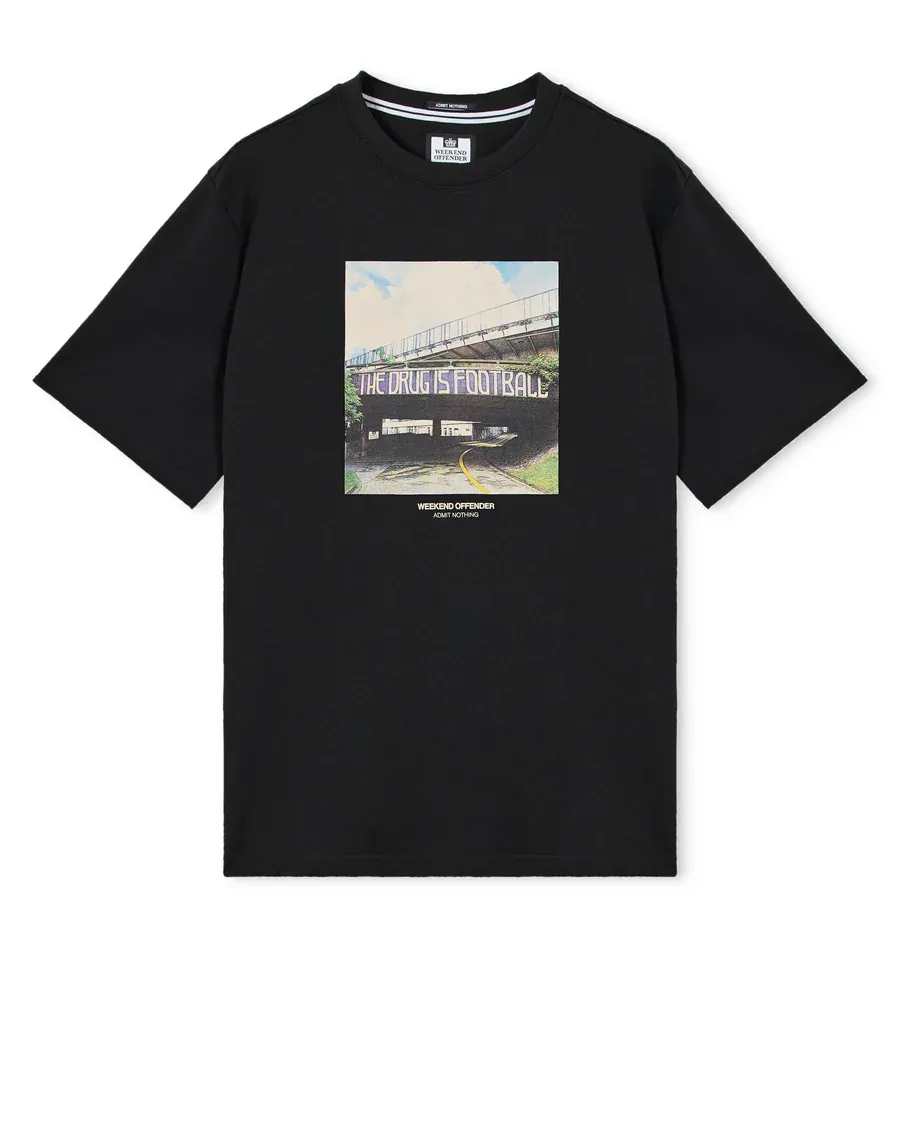 The Drug Graphic T-Shirt Schwarz Weekend Offender