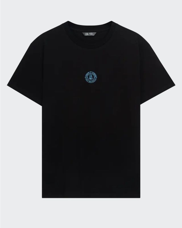 DMWU PIN T-SHIRT BLACK/SKYBLUE UNFAIR ATHLETICS