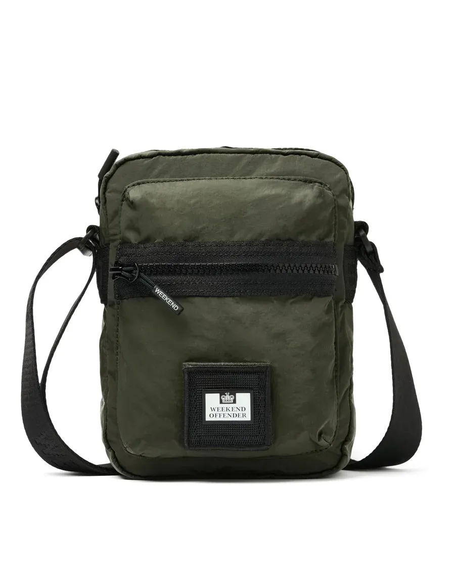 Carmona Umhängetasche Black Forest Green Weekend Offender