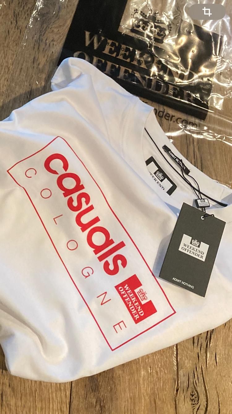 CASUALS T-SHIRT White UNITED SALES X Weekend Offender