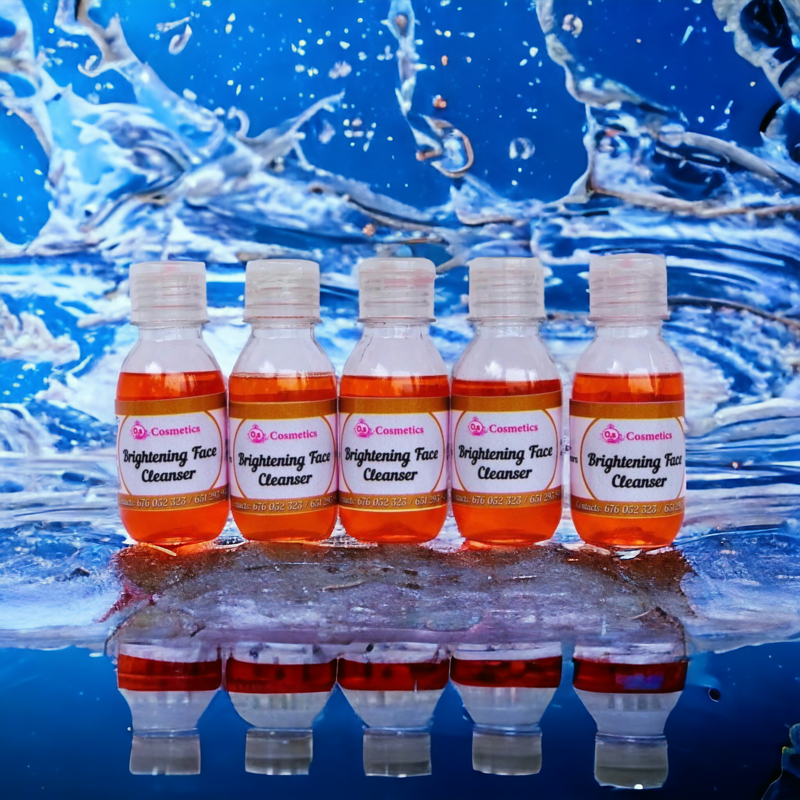 Brightening face cleanser